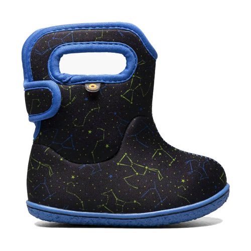 Child's boot with constellation pattern, blue accents, and DuraFresh bio-technology. Try the BOGS BABY BOGS CONSTELLATION NAVY MULTI - KIDS by Bogs.