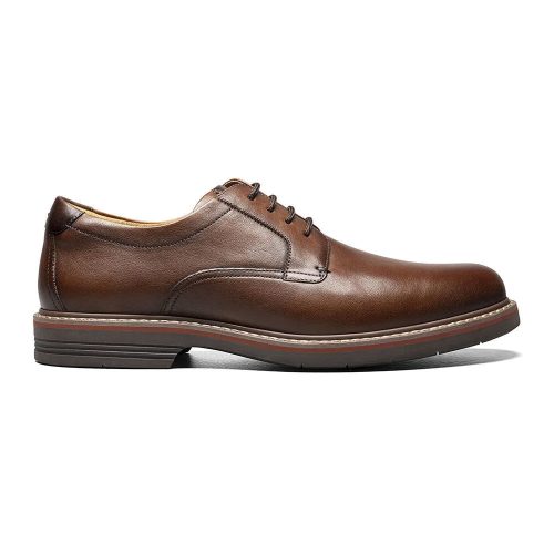 Florsheim FLORSHEIM NORWALK PLAIN TOE OXFORD COGNAC - MENS with a rounded toe and low heel. Features detailed stitching, Flexsole Technology, and a durable rubber sole.