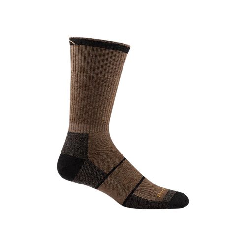 Experience the exceptional comfort of our DARN TOUGH WORK CREW SOCKS WILLIAM JARVIS TIMBER - MENS, made from luxurious Merino wool. This Vermont-crafted gem features a ribbed texture and reinforced heel and toe areas, ensuring both durability and style. Perfect for any adventure, courtesy of Darn Tough's finest creations.